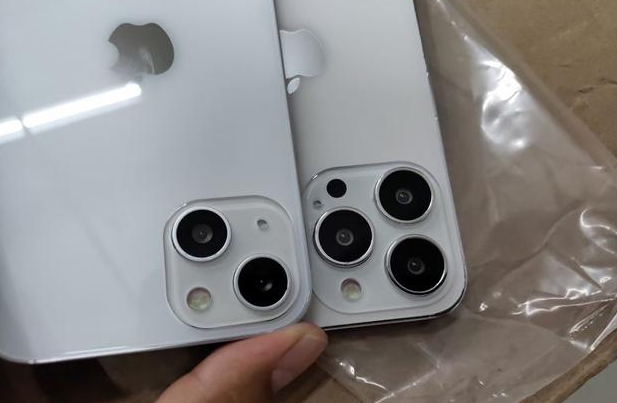 平凉苹果手机维修分享iPhone 13‌机模长什么样 