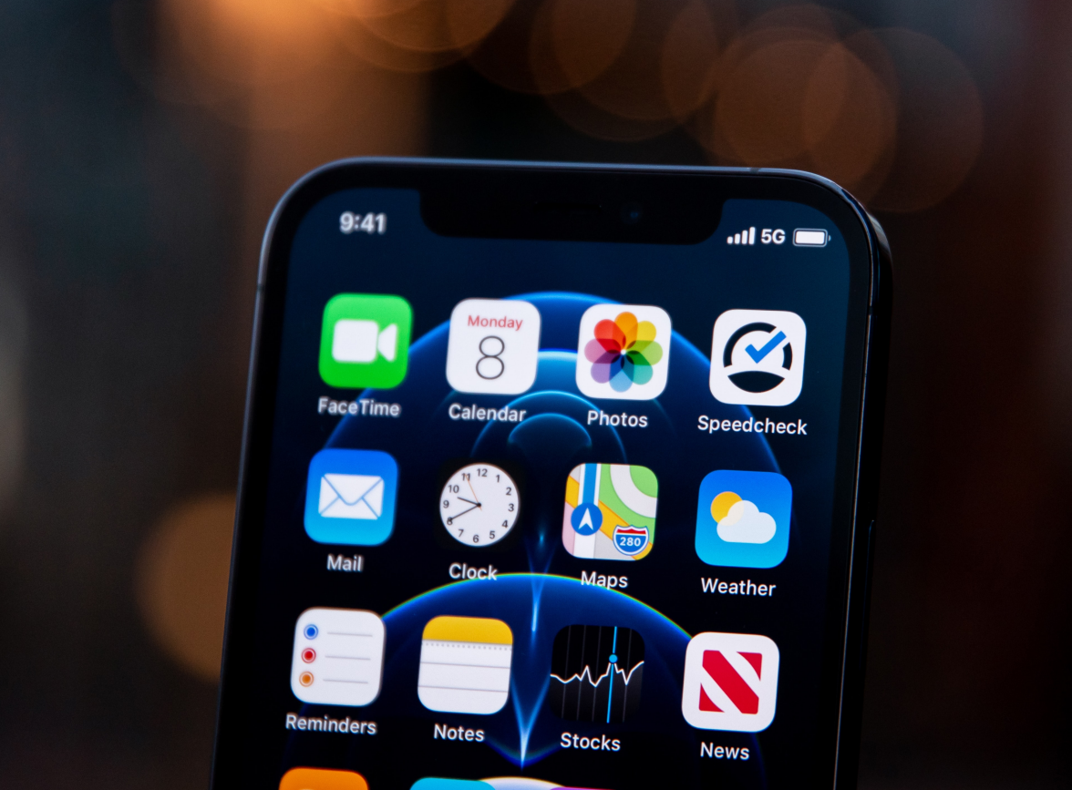 平凉苹果手机维修分享为什么 iPhone 12 在冬季会自动关机 